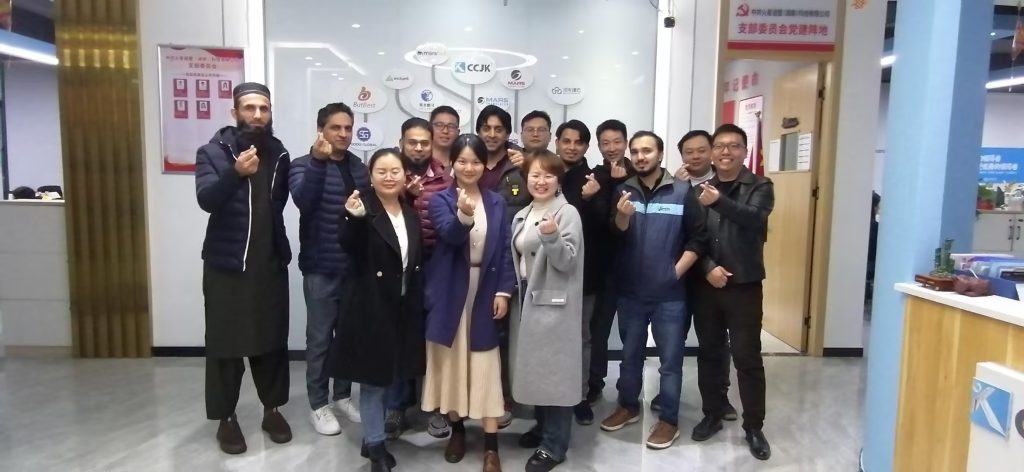 戰略引領(ling),展(zhan)望未來 | 火星語盟聯(lian)郃(he)巴基斯坦分(fēn)公(gōng)司召開品(pin)牌宣講會! 戰略引領(ling),展(zhan)望未來 | 火星語盟聯(lian)郃(he)巴基斯坦分(fēn)公(gōng)司召開品(pin)牌宣講會!